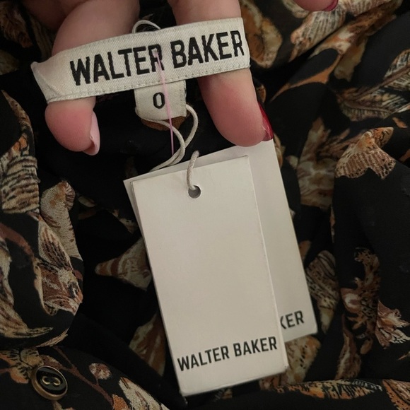 WALTER BAKER Sophia Black Floral Long Sleeve V Neck Maxi Dress Size 0 NWT - Picture 11 of 11